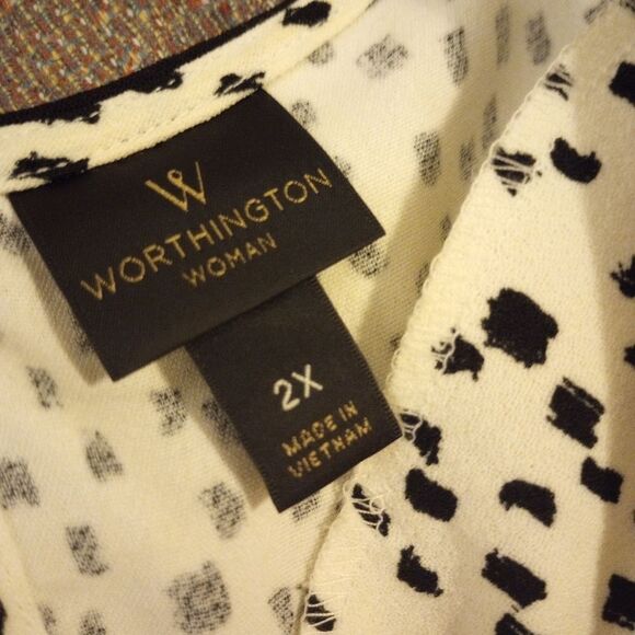 Worthington short sleeve abstract print blouse - Picture 5 of 9